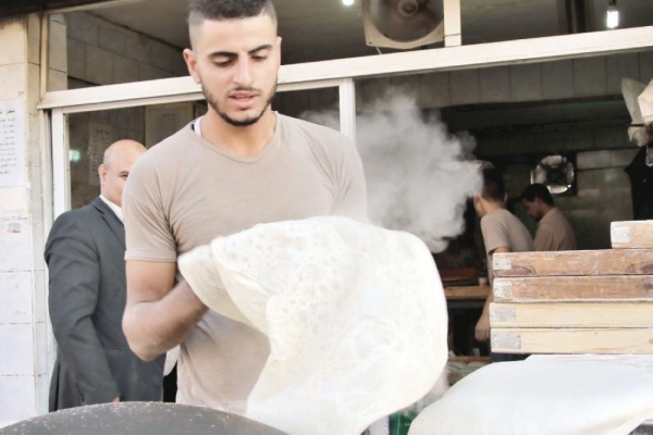 سقف أعلى لسعر الخبز العربي ولا رفع للمنتجات الأخرى