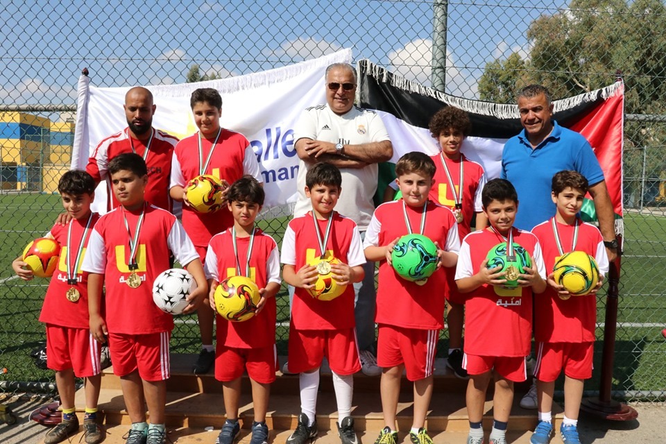 جالي غزاوي يتوج الفرق الفائزة في ختام دوري الصغار بكرة القدم 