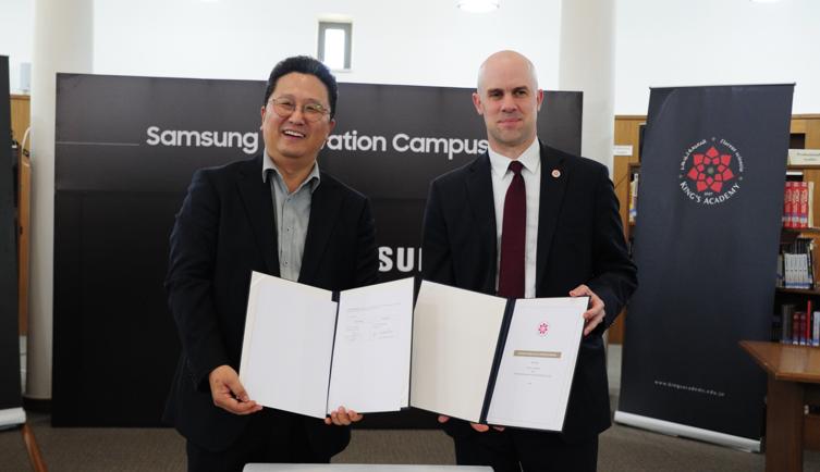 سامسونج توقع اتفاقية تعاون مع مدرسة كينغز أكاديمي لإطلاق مبادرة وبرنامج Samsung Innovation Campus