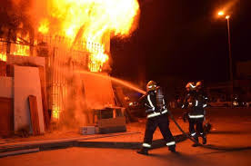 إصابة 4 أطفال بحريق غرفة داخل منزلهم في عمان