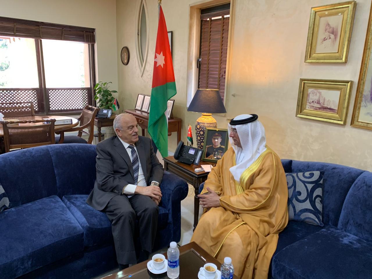 سفير دولة الإمارات يلتقي وزراء ومسؤولين أردنيين