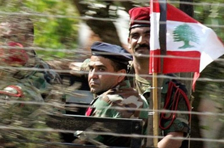 في تصعيد خطير.. الجيش اللبناني يعلن تضامنه مع المتظاهرين