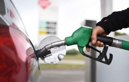 ترجيح تثبيت أسعار الوقود الشهر المقبل