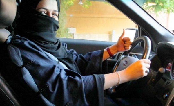 السعودية تسمح للنساء بالعمل "سائقات أجرة