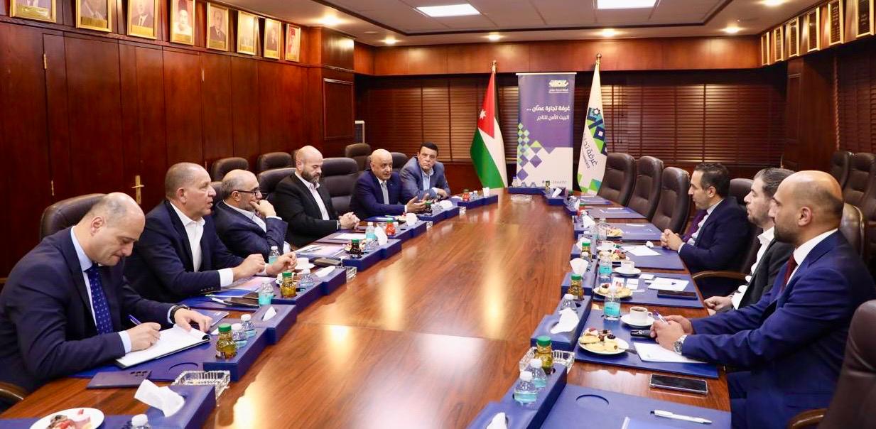 غرفة تجارة عمّان تبحث تعزيز التعاون الاستثماري مع 《رؤية عمّان》