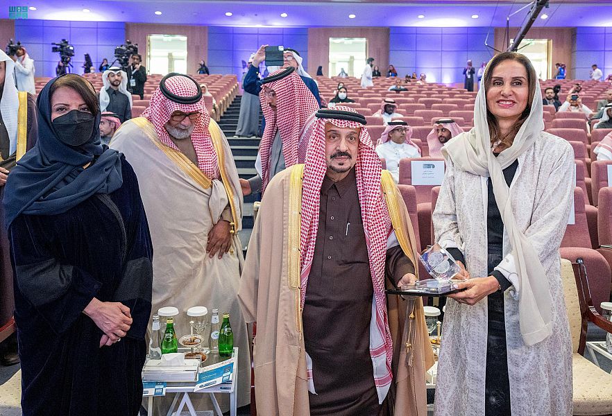 سمو أمير الرياض يفتتح مؤتمر الزهايمر الدولي الخامس ويشيد بجهود جمعية الزهايمر