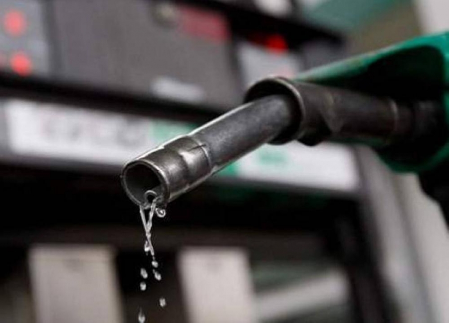 الحكومة: انخفاض أسعار البنزين في الأسبوع الأول من «أيلول»