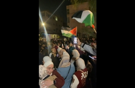 اعتصام حاشد أمام السفارة الإسرائيلية بعمان نصرة للأقصى (شاهد)​