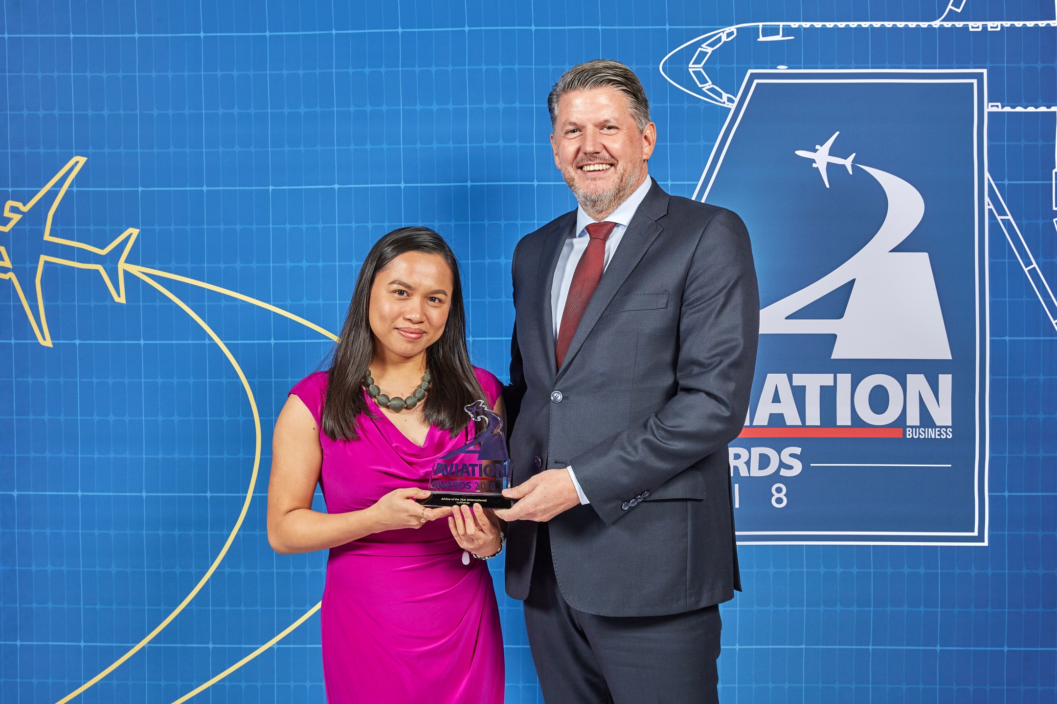 لوفتهانزا تحصد لقب أفضل خطوط جوية دولية للعام من جوائز أعمال الطيران 2018"