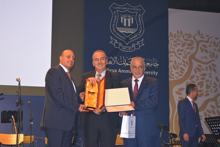حفل بهيج لجامعة عمان الأهلية بمرور 30 عاما على تأسيسها