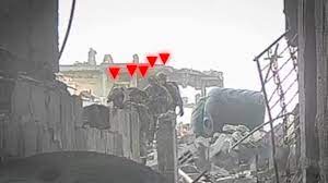 شاهد.. القسام تفجر منزلاً في قوة إسرائيلية خاصة شمالي القطاع