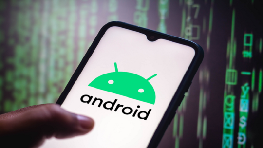 《غوغل》 تحظر 8 تطبيقات أندرويد خطيرة والخبراء يدعون المستخدمين إلى حذفها من هواتفهم (فيديو)