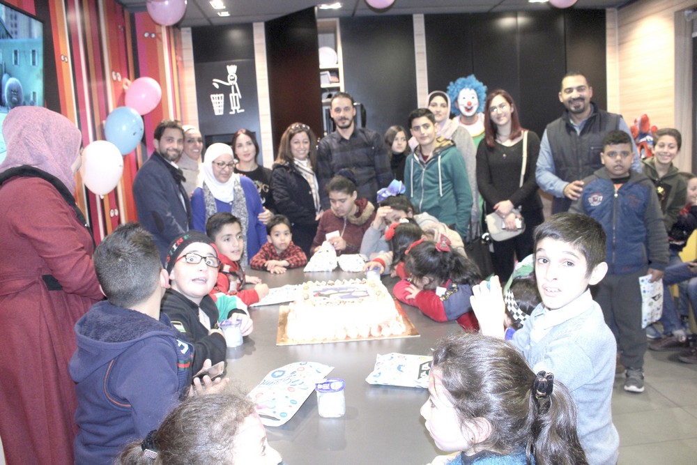 منظمة حرير تحتفل بعيد ميلاد عدد من أطفال السرطان
