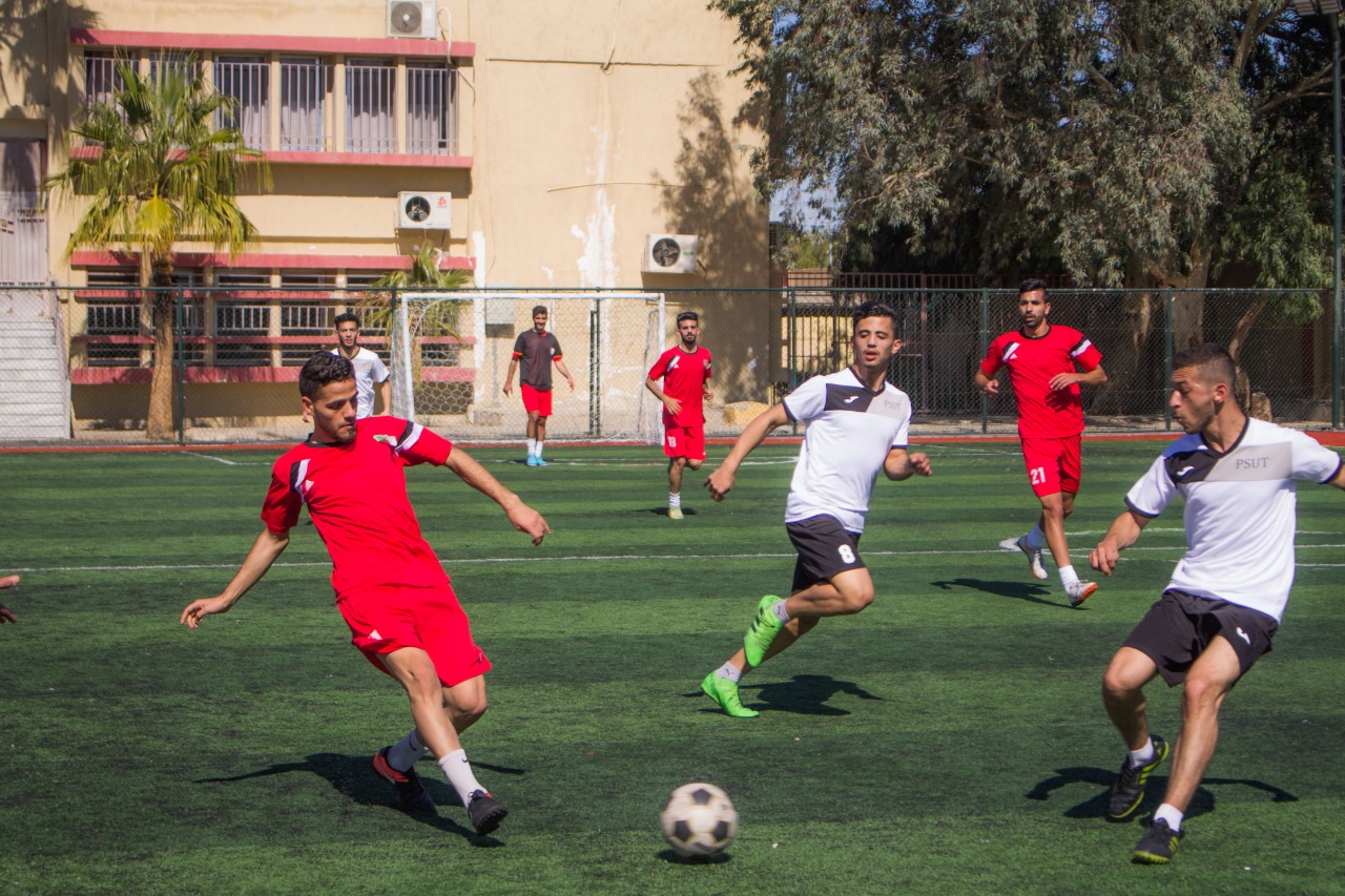 ختام مباريات اليوم الأول للبطولة الشتوية التاسعة عشرة لخماسيات كرة القدم للجامعات الأردنية