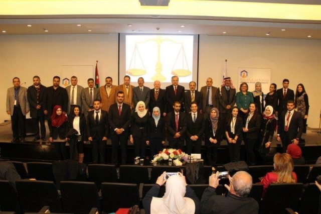 فريق حقوق جامعة عمان الأهلية يحرزون المركز الثاني في المسابقة الدولية للمحاكمات الصورية