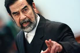 تفاصيل حياة صدام حسين في مصر.. و قصة المقهى الذي سدده ديونه بعد ان اصبح رئيساً للعراق