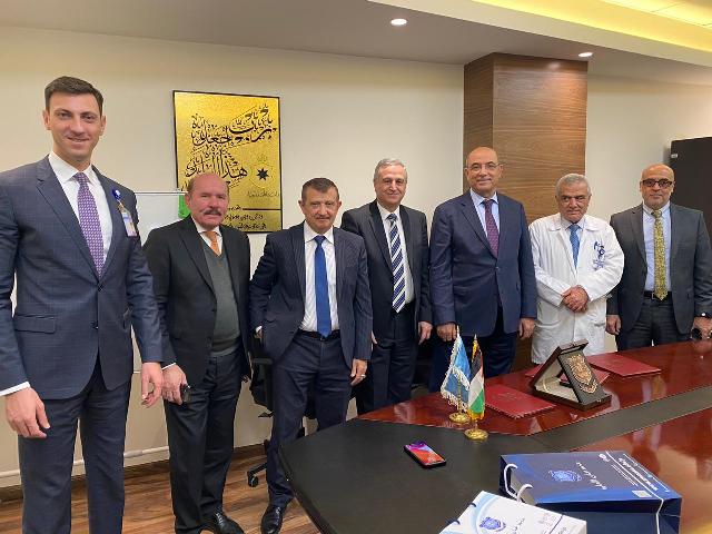اتفاقية تعاون مشترك بين عمان الأهلية والمستشفى الاستشاري