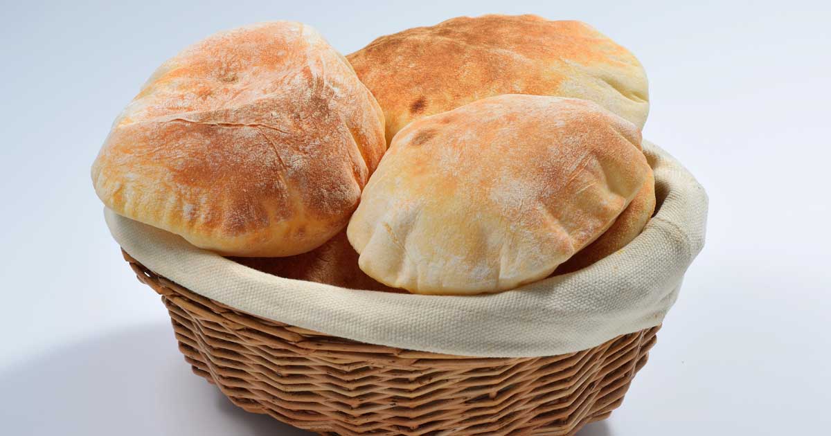 وزير الصناعة: لن يتم رفع سعر الخبز مهما ارتفع سعر القمح