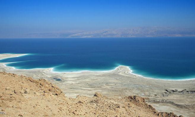 إسرائيل تدرس تعيين أردنيين في فنادق تطل على البحر الميت