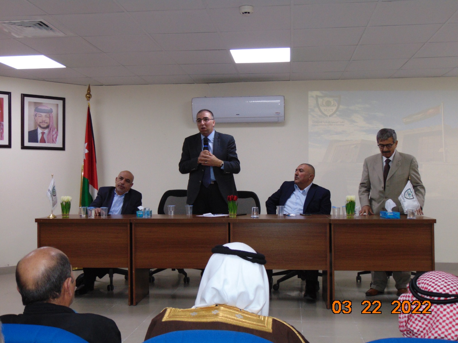 الكلية الجامعية للتكنولوجيا في أبو علندا تحظى بدعوة ممثلي المجتمع المحلي في شرق عمان