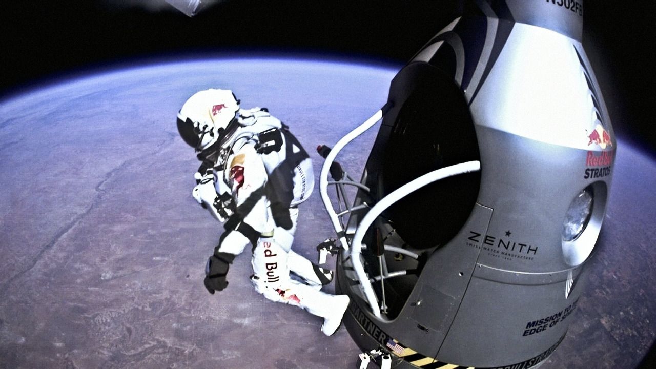 فيلم وثائقي جديد احتفالاً بمرور 10 سنوات على قفزة  فيليكس باومغارتنر من الفضاء 