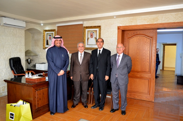 رئيس جامعة عمان الأهلية يزور الملحقية الثقافية الكويتية 