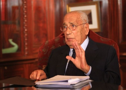 وفـــاة الكاتب المصري محمد حسنين هيكل عن عمر ناهز 93 عامًا