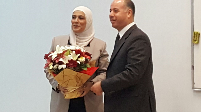 عميد كلية الآداب والعلوم في جامعة عمان الأهلية يلتقي أعضاء الهيئتين التدريسية والإدارية