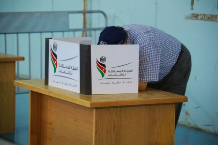 ترجيح تمديد انتخابات غرفة تجارة عمان ساعتين لضعف نسبة الانتخاب