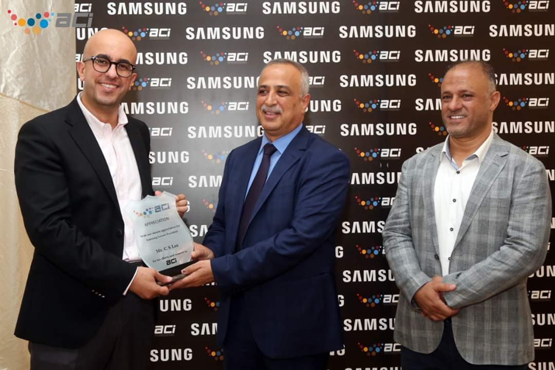 شركة &سامسونج إلكترونيكس& المشرق العربي توسع انتشارها في الأردن بافتتاح معرض لها في العقبة