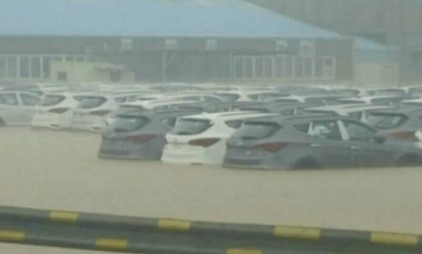 بالصور :هل تصل سيارات هيونداي الغارقة بسبب الفيضانات إلى الأسواق ؟!