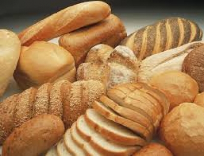 الحكومة ترفع أسعار ثلاثة أنواع من الخبز