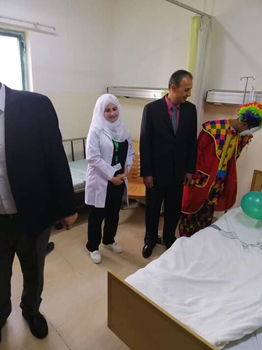 مدير مستشفى النسائية والأطفال المفرق يتفقد المستشفى صباح العيد 