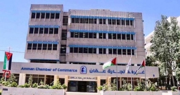 تجارة عمان تنفذ حملة لإعطاء مطاعيم كورونا للعاملين بالقطاعات المغلقة