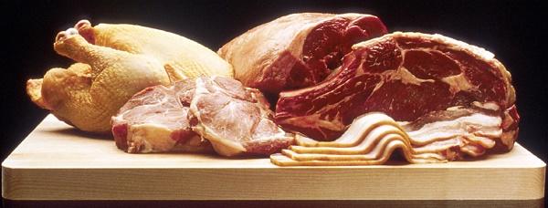 أيهما أفضل لحم الدجاج أم البقر؟ خبراء يجيبون