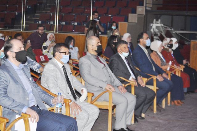 لقاء تنويري لطلبة كليتي الصيدلة والعلوم الطبية المساندة في عمان الأهلية