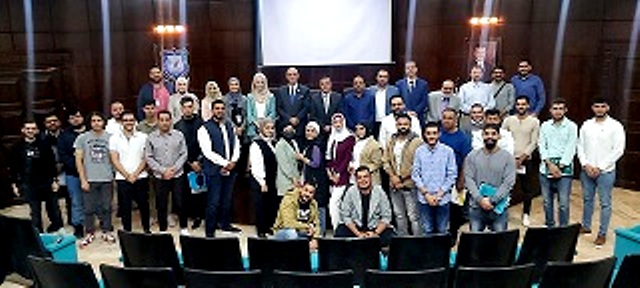 لقاء تنويري لطلبة " الهندسة " في عمان الأهلية