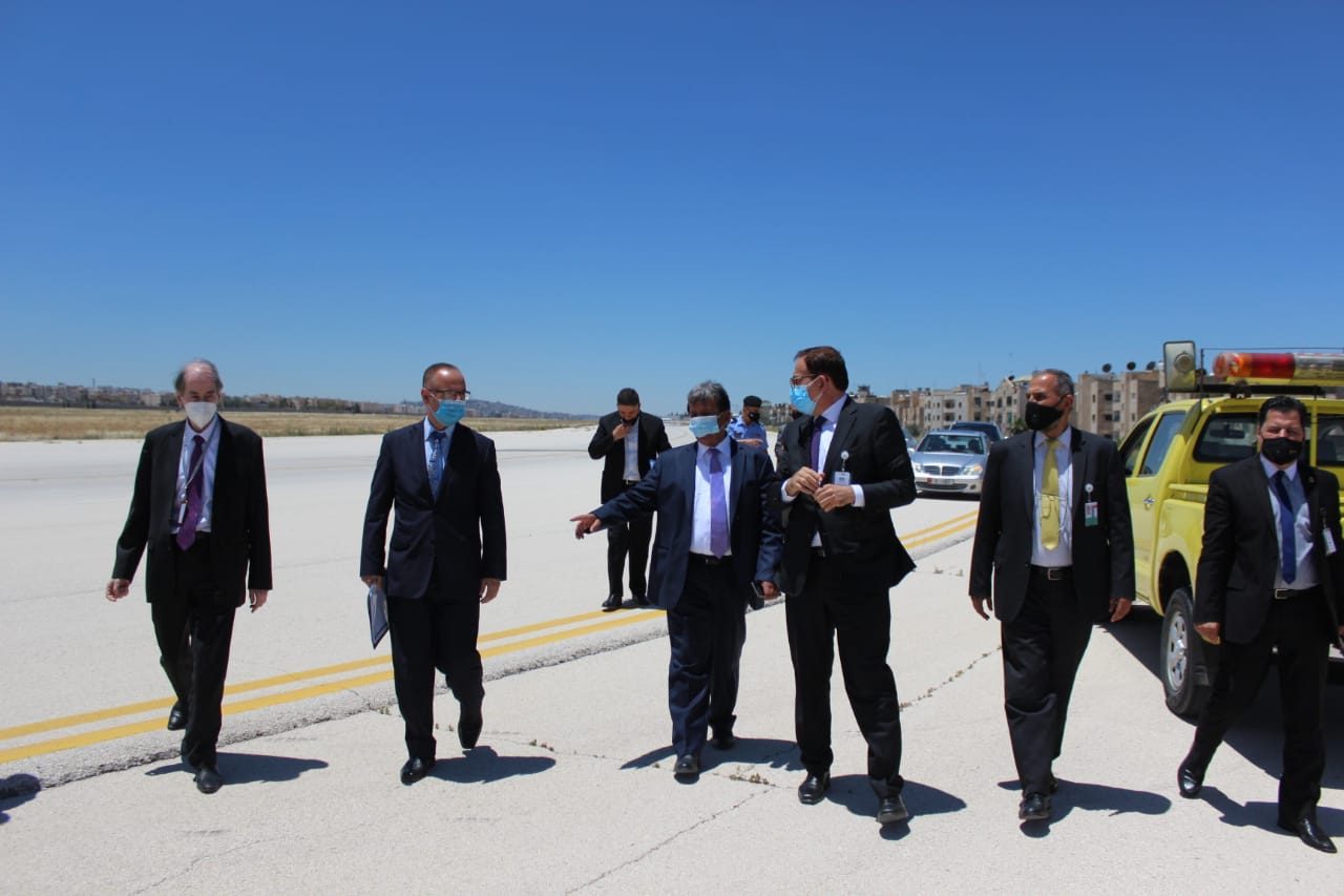عزايزة يتفقد مطار عمان المدني 