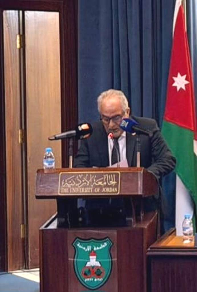 د. حمدان بالمؤتمرالعربي في 《الاردنية 》 : المحتوى الرقمي والابتكار جسر يربط بين المعرفة والإنسان وبين التعليم والحياة
