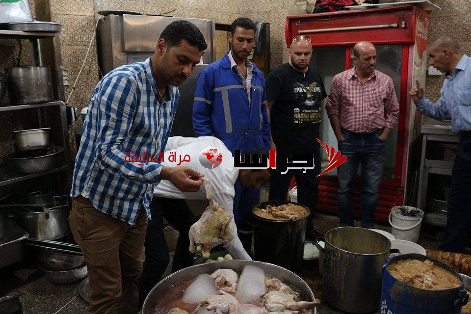 بالصور :سحاب .. اغلاق مطعم واتلاف 2 طن من اللحوم الفاسدة
