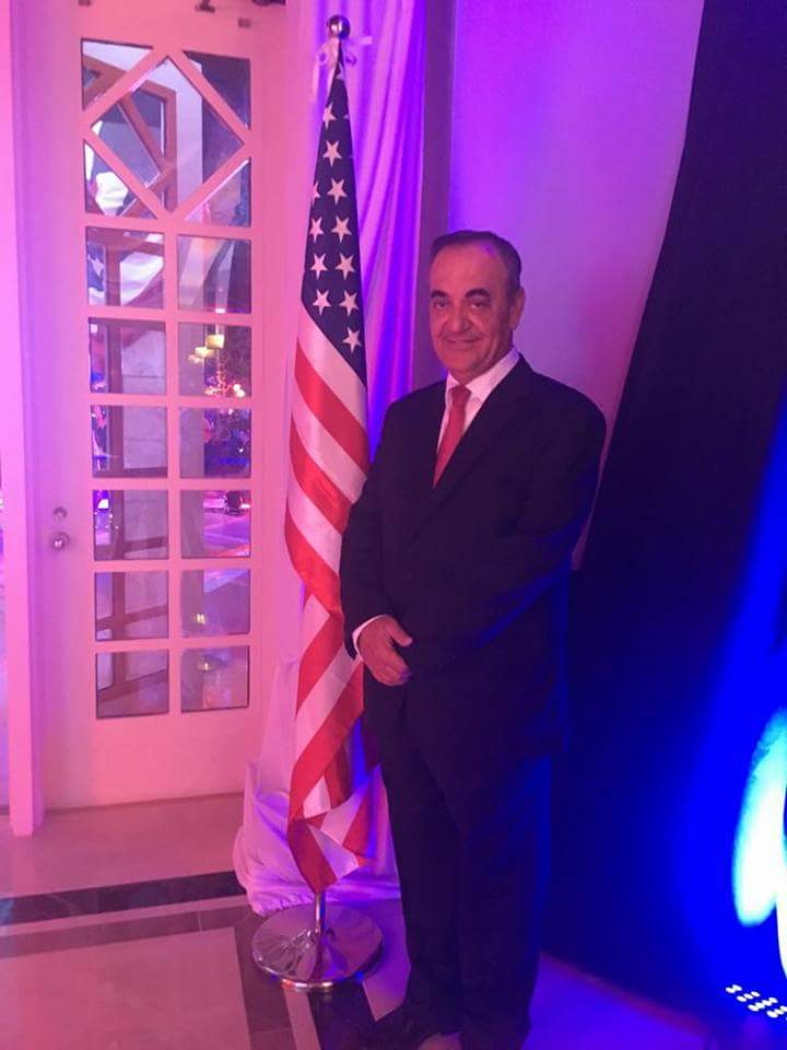 رئيس مجلس ادارة جمعية الفنادق الأردنية  عبد الحكيم الهندي يشارك حفل استقلال الولايات المتحده في منزل  السفير الأمريكي    