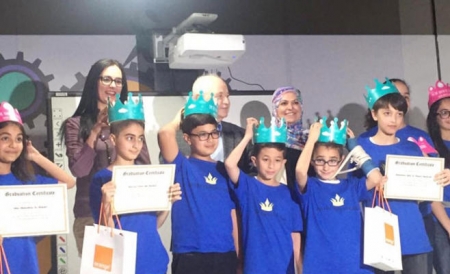 8أطفال أردنيون يبتكرون تطبيقات للهواتف الذكية