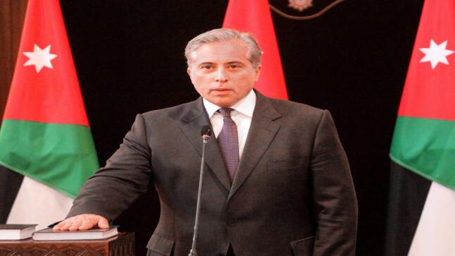 أمام مكتب دولة رئيس الوزراء د. جعفر حسان  طلبة أردنيون في هنغاريا يناشدون إنشاء مكتب مبعوث ثقافي لمتابعة شؤونهم