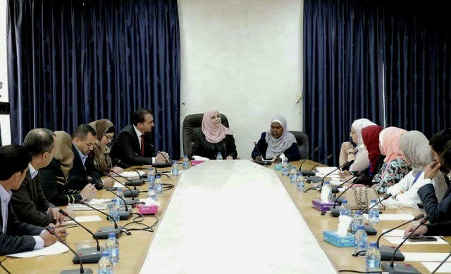 طلبة من جامعة عمان الأهلية يلتقون لجنتي المرأة وشؤون الاسرة " و"الطاقة والثروة المعدنية" النيابيتين 