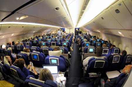 رفع الحظر عن إصطحاب الأجهزة الإلكترونية على رحلات الملكية الأردنية المغادرة إلى أميركا