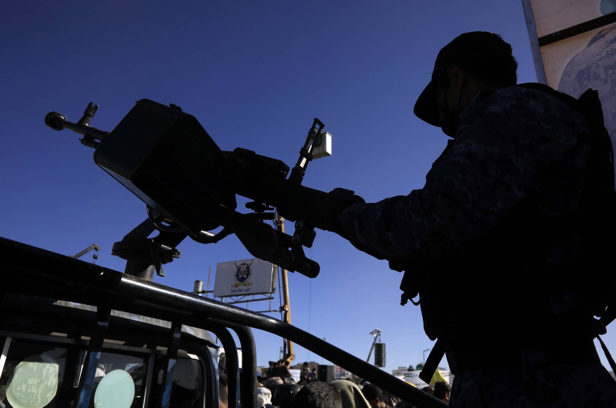 الحوثيون يعلنون القبض على عناصر تعمل مع المخابرات الاسرائيلية