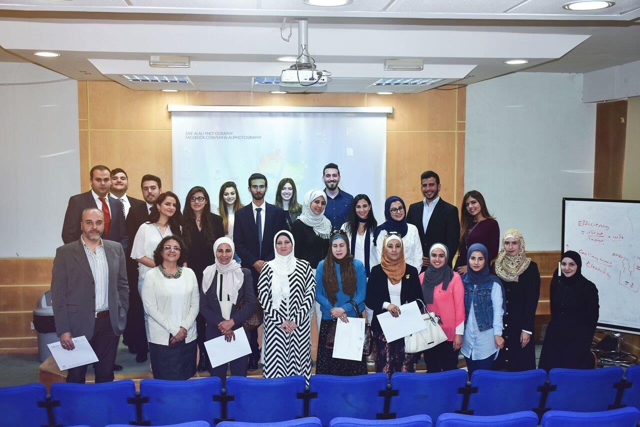أمانة عمان تتبنى مشاريع طلبة جامعة البترا لتنمية منطقة ماركا