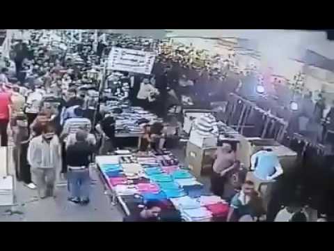 صرخة "الله أكبر" تسبب حالة رعب في سوق عراقي (فيديو) -
