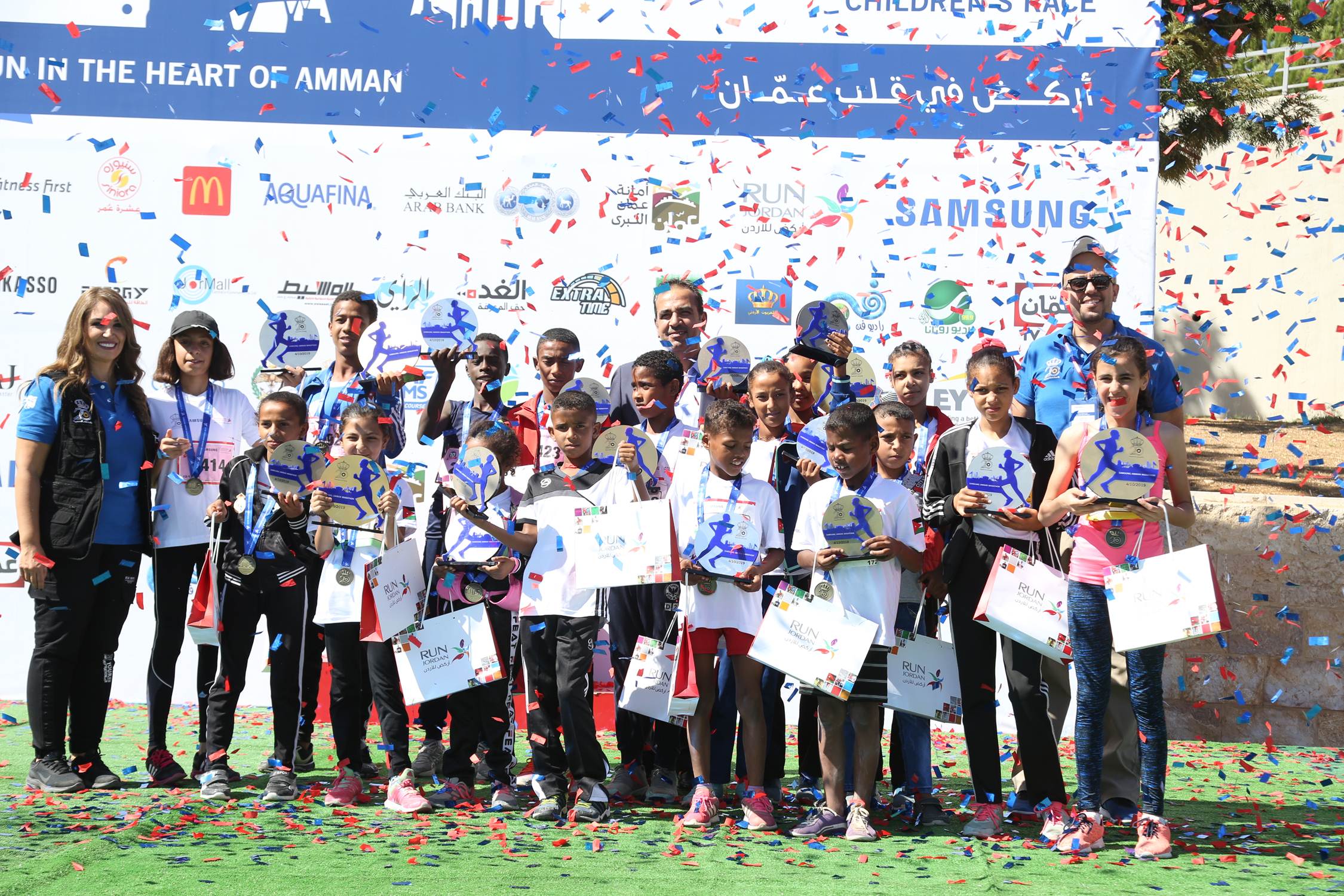 سامسونج ماراثون عمان يتوج الأبطال الفائزين بسباق الأطفال