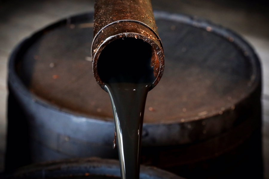 اعلام اردني يتداول خبر مغلوط مفاده ان السعودية قررت رفع انتاجها من النفط !!!